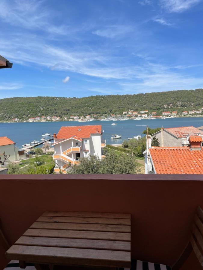 Guesthouse Tariba Supetarska Draga Exterior foto